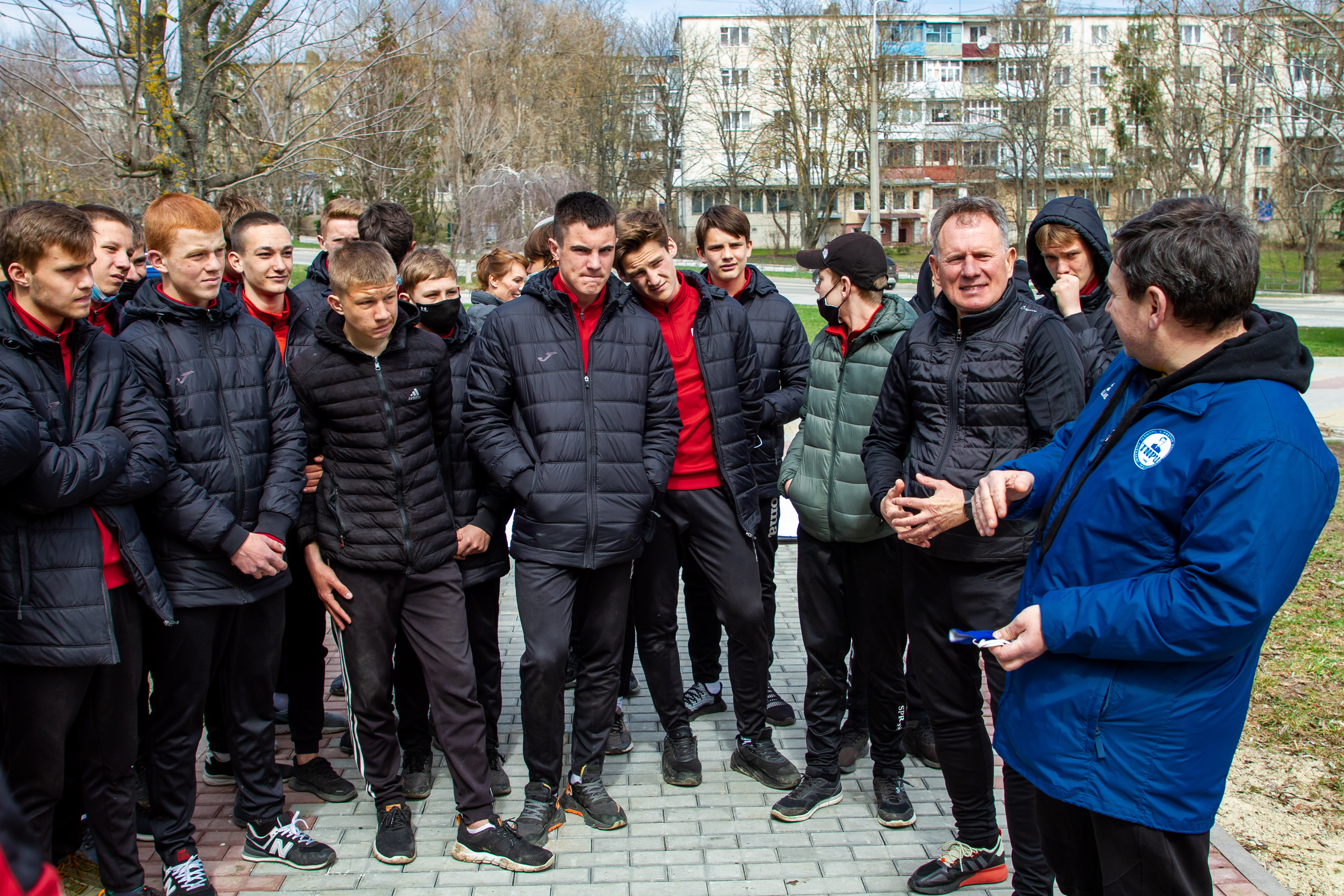 Обговорення подальших спільних планів проєкту.
